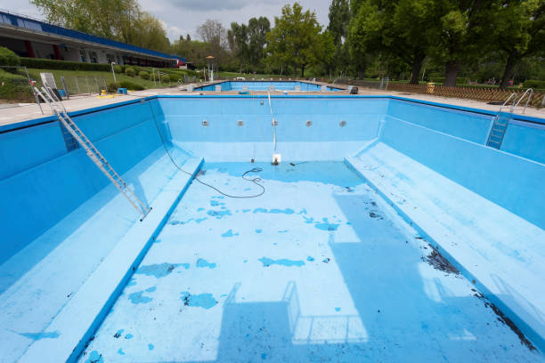 Best Local water damage restoration  in Maquoketa, IA